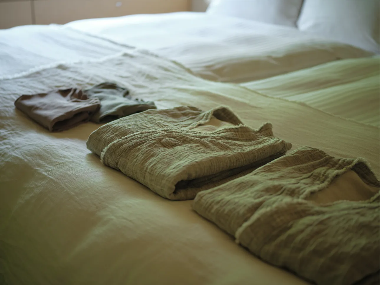 伊豆の森で採取した和のアロマオイル「KUROMOJI」の香り